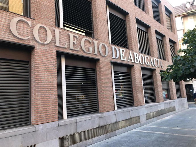 Fachada del Colegio de Abogados de Valladolid.