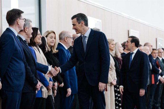 el presidente del Gobierno, Pedro Sánchez, durante la Conferencia de Embajadores y Embajadoras de España acreditados en el exterior, en el Ministerio de Asuntos Exteriores, Unión Europea y Cooperación, a 8 de enero de 2026, en Madrid (España). La Conferen