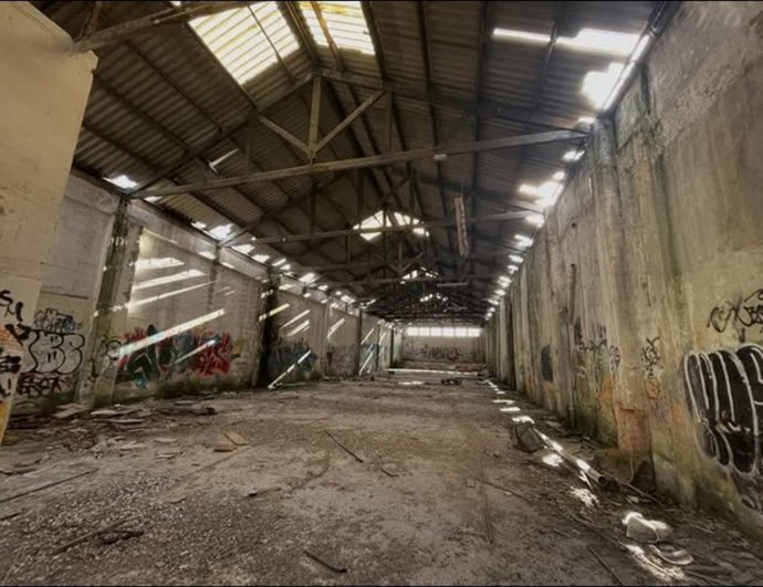 Nave recuperada en Kuivi Almacenes.