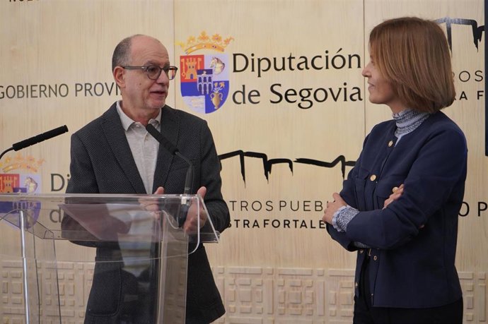 Quirce junto a la diputada de Promoción Provincial.