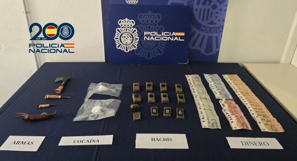 Efectos intervenidos tras el desmantelamiento de un punto de venta de drogas en La Laguna