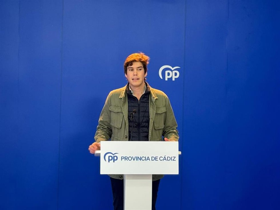 Miguel Sastre, diputada del PP por la provincia de Cádiz.