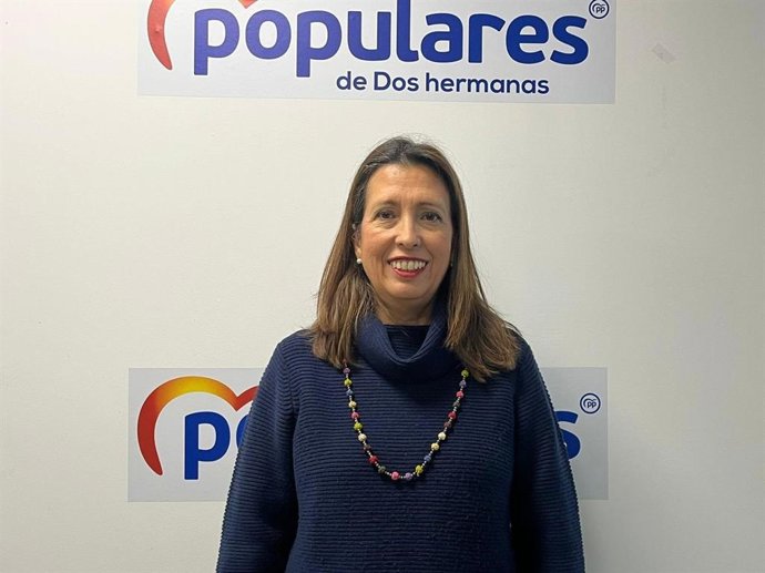 La concejal y portavoz del PP en el Ayuntamiento de Dos Hermanas, Ana Chocano.