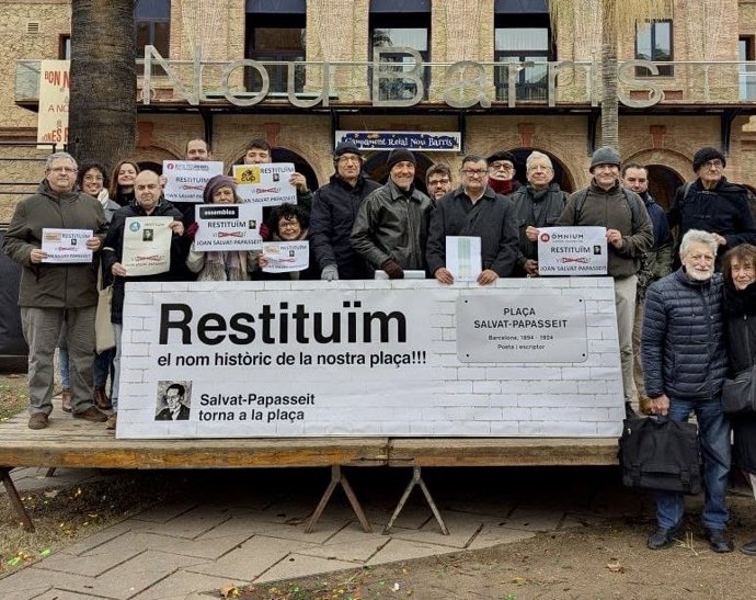 Membres de la plataforma Restituïm