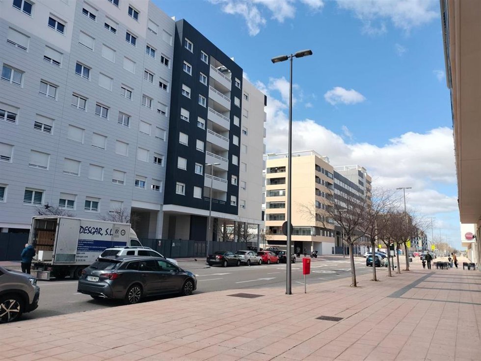 Archivo - Bloques de viviendas en el barrio de Arcosur.