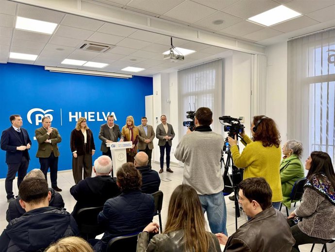 Desayuno informativo del PP de Huelva.