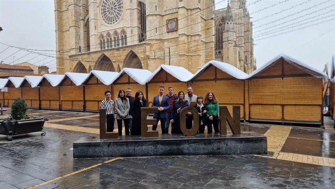 El PSOE de León ha presentado de manera oficial los candidatos a las elecciones autonómicas.
