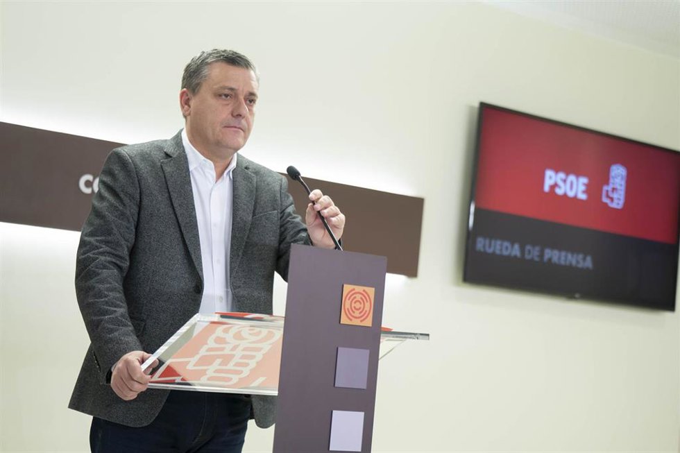El portavoz del PSOE Aragón, Fernando Sabés, cabeza de lista por Huesca en las elecciones del 8F.