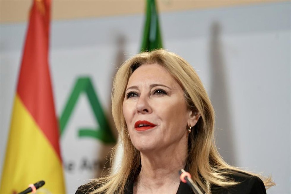 La consejera de Economía, Hacienda, Fondos Europeos y Diálogo Social y portavoz del Gobierno andaluz , Carolina España (Fotografía de Archivo)