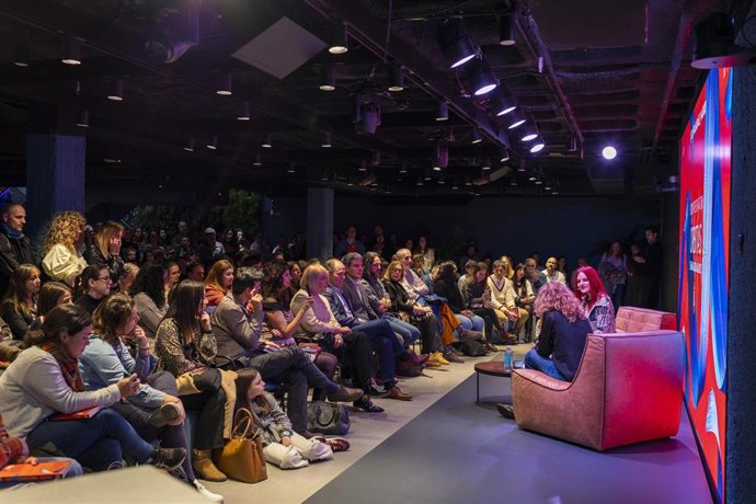 Archivo - Uno de los eventos celebrados en el Cupra City Garage de Madrid en 2025