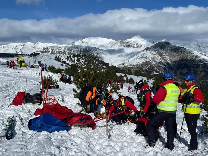Los equipos de emergencias durante el simulacro
