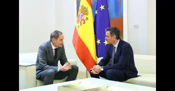 Sánchez traslada al consejero delegado del Grupo Volkswagen el apoyo del Gobierno al vehículo eléctrico