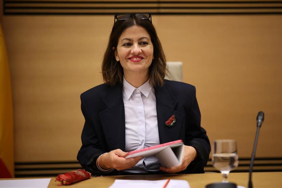 La ministra de Juventud e Infancia, Sira Rego, comparece ante la Comisión de Juventud e Infancia, en el Congreso de los Diputados, a 10 de diciembre de 2025, en Madrid (España).