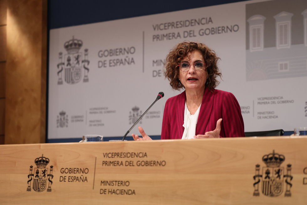  María Jesús Montero 