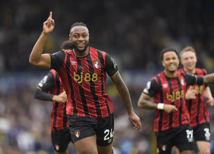 Archivo - Antoine Semenyo celebra un gol con el Bournemouth