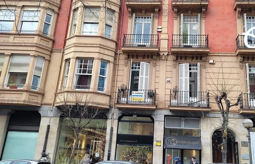 Archivo - Vivienda en alquiler en Bilbao (archivo)