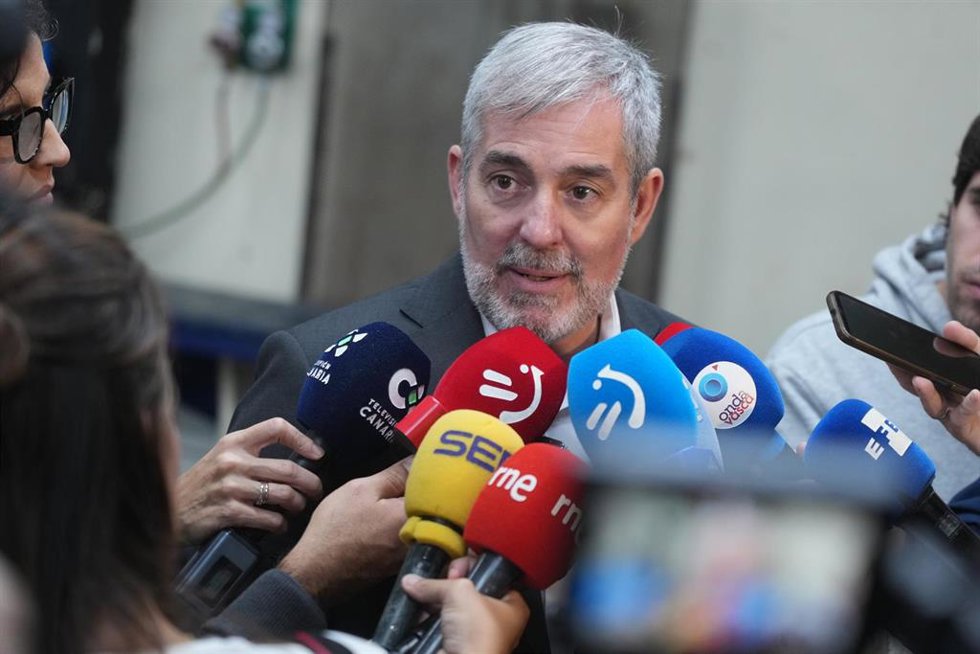 Archivo - El presidente de Canarias, Fernando Clavijo, visita la sede central de la cooperativa Peñascal, a 7 de noviembre de 2025, en Bilbao, País Vasco (España).