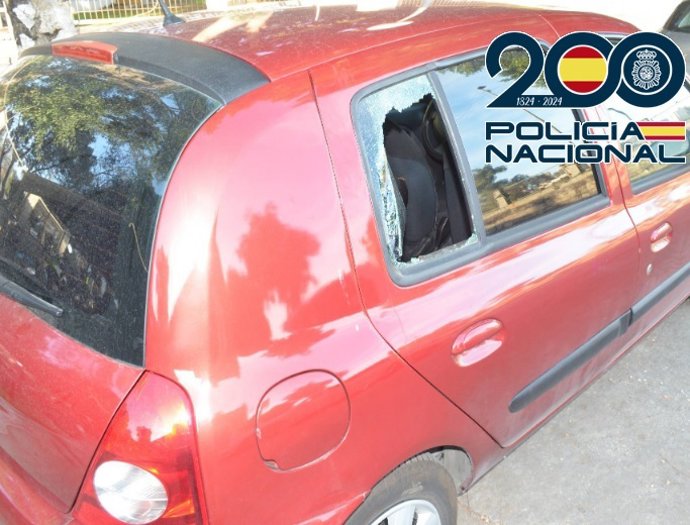 Imagen de uno de los vehículos forzados en uno de los robos.