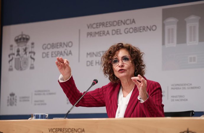 La vicepresidenta primera del Gobierno y ministra de Hacienda, María Jesús Montero, presenta la propuesta del nuevo modelo de financiación autonómica, a 9 de enero de 2026, en Madrid (España). El Gobierno central todavía no ha concretado ningún detalle so