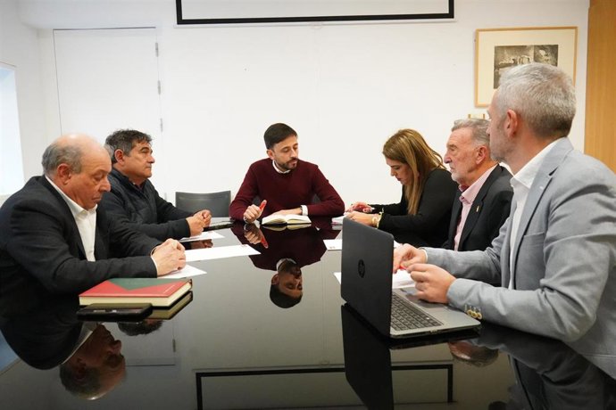Francisco Díaz preside la reunión con el Grupo Socialista en la Diputación de Zamora.
