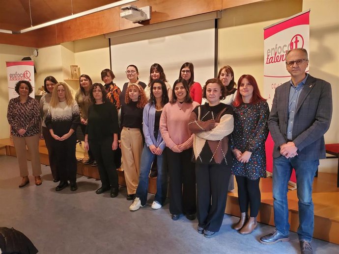 Arranca la décima edición de Enfoca Talento para la mejora de la empleabilidad de 15 mujeres tituladas