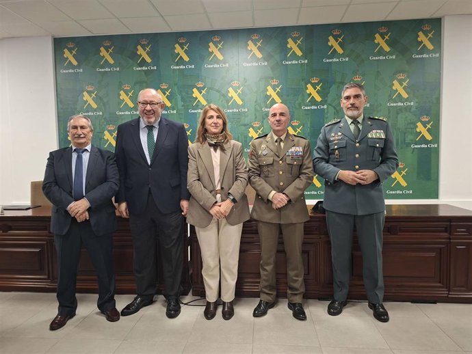 Presentación de la microcredencial universitaria de 'Primeros Auxilios en el ámbito de actuación de las Fuerzas y Cuerpos de Seguridad del Estado', en la Comandancia de Córdoba.
