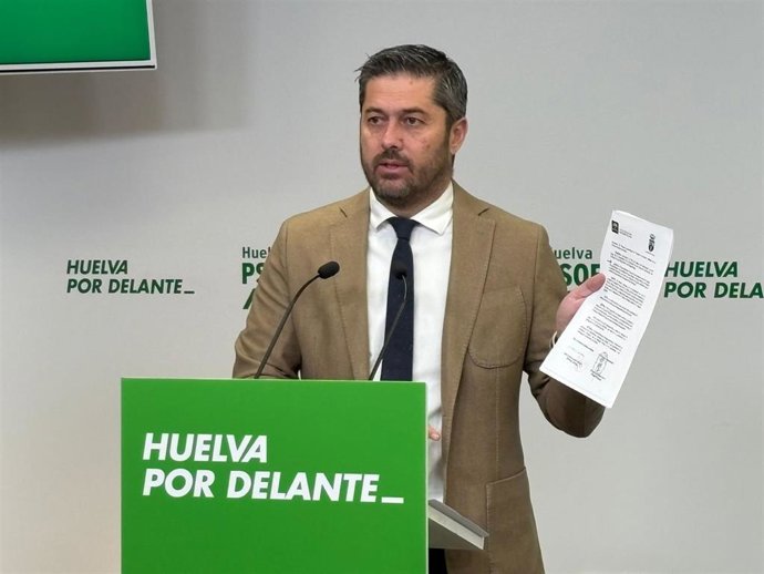 El secretario de Organización de la Ejecutiva Provincial del PSOE de Huelva, Francisco Baluffo.