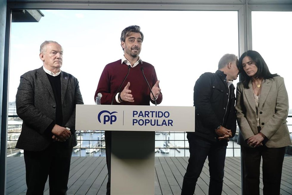 El conselleiro de Presidencia, Diego Calvo, en la presentación de la XXVIII Interparlamentaria del PP