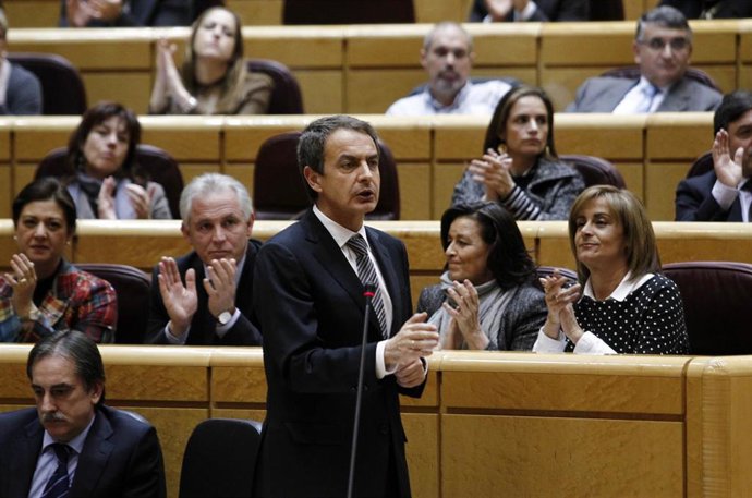 Archivo - El presidente del Gobierno, José Luis Rodríguez Zapatero, en el Senado