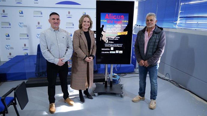 Presentación de la XIV edición de la carrera por montaña 'Trail Alicún' en Almería.