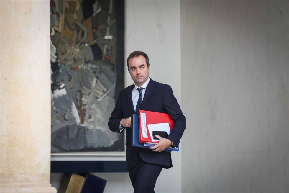 Archivo - El primer ministro francés, Sebastien Lecornu