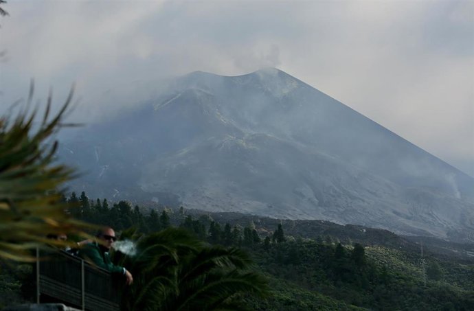 Archivo - El volcán de Cumbre Vieja, el día que se ha dado por finalizada oficialmente su erupción