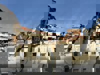 Una mujer muere y nueve personas resultan heridas en una explosión de gas en Carabanchel (Madrid)