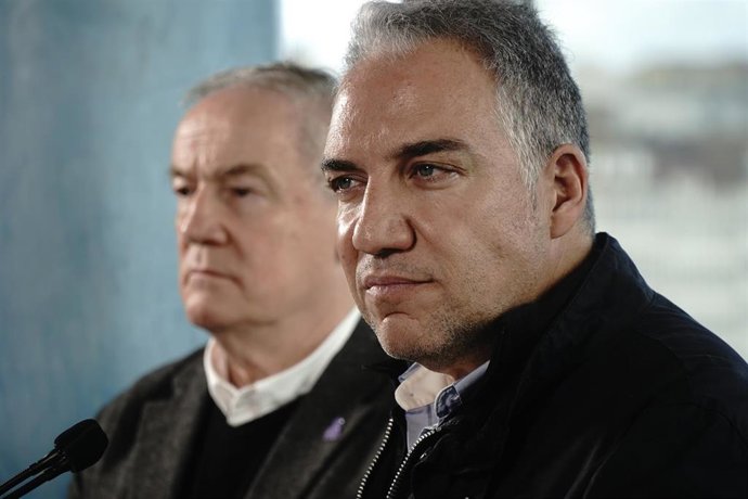 El vicesecretario de Política Autonómica, Local y Análisis Electoral, Elías Bendodo, realiza declaraciones a los medios en el marco de la 28 Interparlamentaria del PP, en el Palexco, a 9 de enero de 2026, en A Coruña, Galicia (España). 