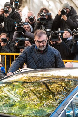 Archivo - El exasesor Koldo García a su llegada al Tribunal Supremo, a 27 de noviembre de 2025, en Madrid (España). El magistrado del Tribunal Supremo, Leopoldo Puente, ha citado al exministro José Luis Ábalos y al exasesor Koldo García a comparecer hoy p