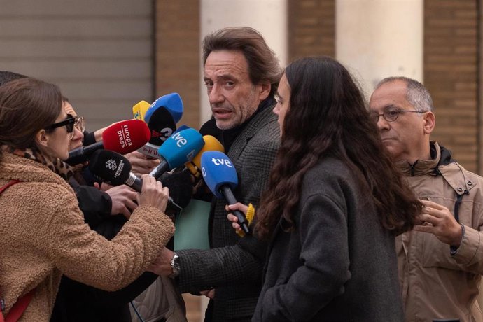 El ex jefe de gabinete de Mazón, José Manuel Cuenca, a su llegada a los juzgados de Catarroja, a 12 de diciembre de 2025, en Catarroja, Valencias.