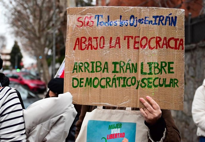 Una manifestación en Madrid de apoyo a los manifestantes en Irán