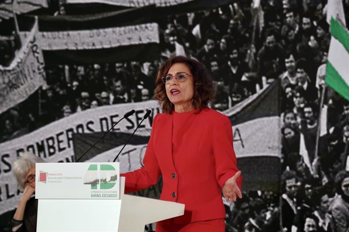 Archivo - La secretaria general del PSOE-A, María Jesús Montero interviene durante el acto. A 4 de diciembre de 2025 en Málaga, Anadalucía (España). (Foto de archivo).