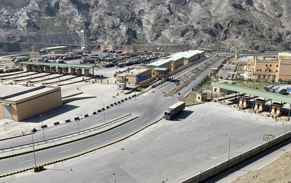 Archivo - Imagen de archivo del paso fronterizo de Torjam entre Pakistán y Afganistán 