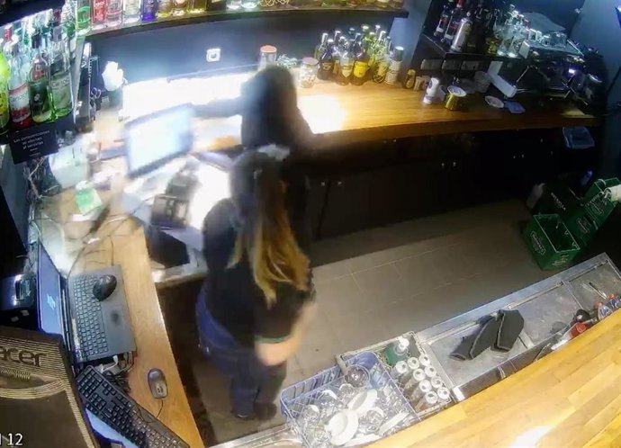 Imágenes de las cámaras de seguridad del local