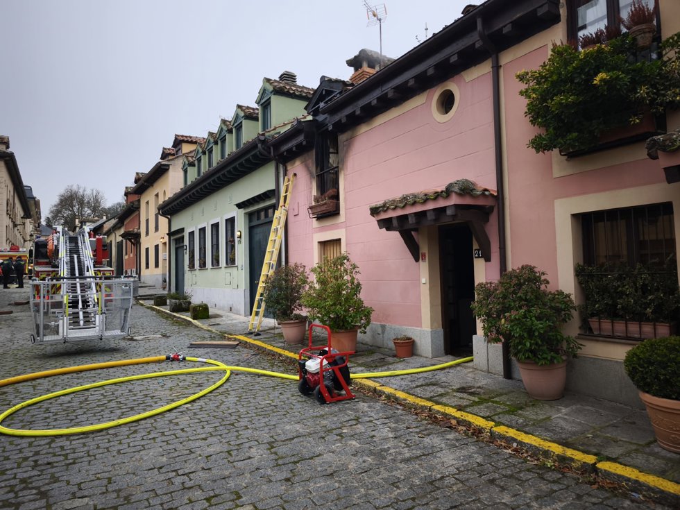 Muere una octogenaria en el incendio de una vivienda en el Real Sitio de San Ildefonso (Segovia)