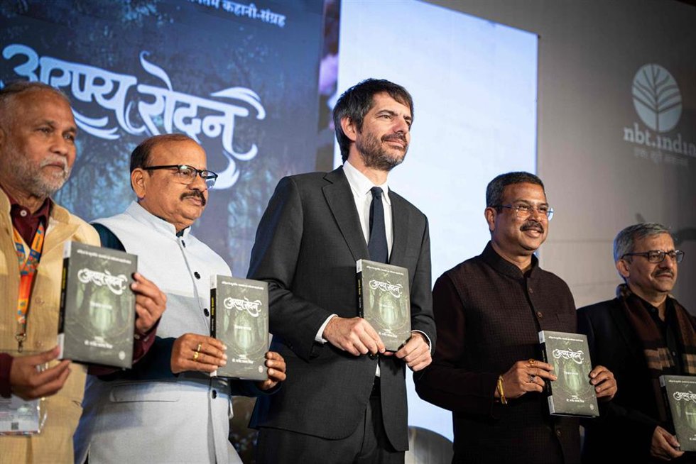 Urtasun inaugura la Feria Internacional del Libro de Nueva Delhi ensalzando la diversidad cultural de España e India