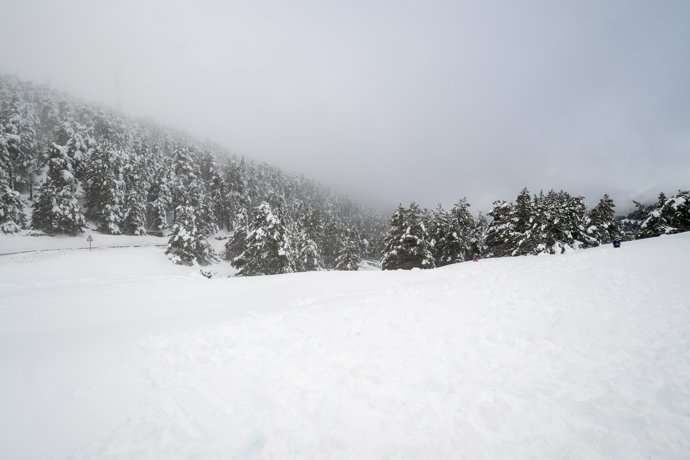 Estació d'esquí de la Molina durant el temporal de neu a Girona, a 28 de desembre de 2025, a Girona, Catalunya (Espanya)