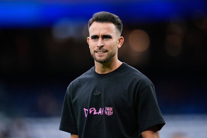Archivo - Eric Garcia of FC Barcelona looks on before the Spanish League, LaLiga EA Sports, football match played between Real Madrid C.F. and FC Barcelona at Santiago Bernabeu stadium on October 26, 2025, in Madrid, Spain.