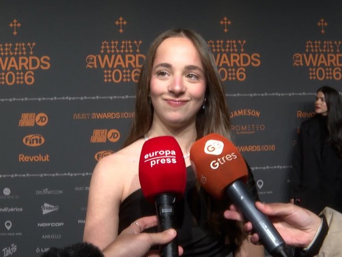 Anix, hermana de Plex, en los Army Awards 2026