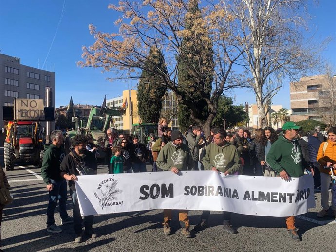 Los agricultores se manifiestan en Tarragona contra el acuerdo comercial entre la UE y Mercosur