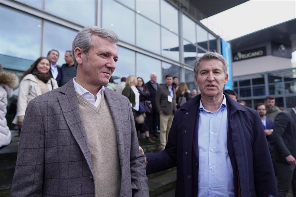 Rueda y Feijóo, durante la Interparlamentaria celebrada en A Coruña.