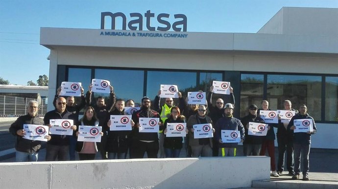 Archivo - Imagen de archivo de concentración de trabajadores ante las oficinas de Matsa. 