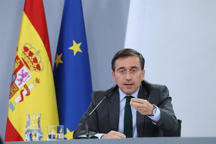 El ministro de Asuntos Exteriores, Unión Europea y Cooperación, José Manuel Albares, ofrece una rueda de prensa tras el primer Consejo de Ministros del año, a 7 de enero de 2026, en Madrid (España).