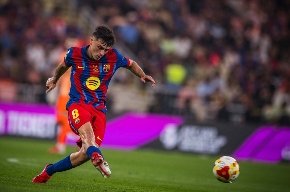 El jugador del FC Barcelona Pedri en la semifinal de la Supercopa de España 2026 ante el Athletic Club en Yeda (Arabia Saudí)